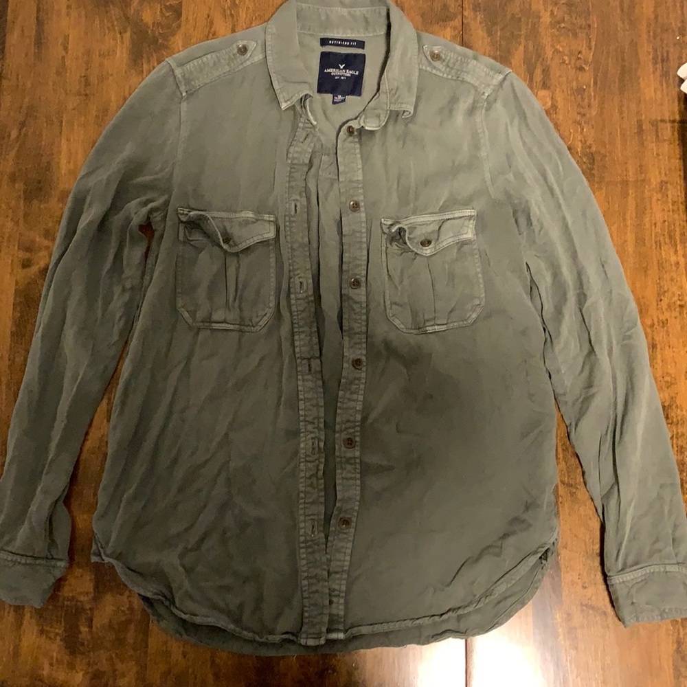 American Eagle button up.